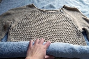 Как стирать шерстяной свитер