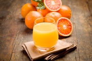 отстирать апельсиновый сок с одежды