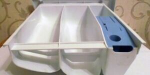 Куда заливать кондиционер для белья в стиральной машине? Назначение отсеков в лотке стиральной машине.