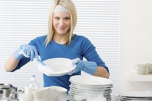 Как быстро помыть посуду – народные и современные способы