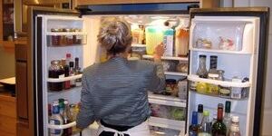После разморозки холодильник не включается – ищем и исправляем причину