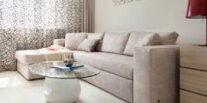 Особенности и правила выбора мягкого дивана для гостиной