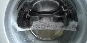 Стиральная машина не сливает воду – в чем могут быть причины и что делать?
