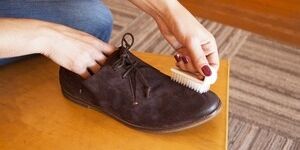 Как очистить замшевую обувь – принцип работы с капризной тканью