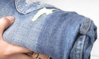 Как отчистить джинсы от прилипшей жевательной резинки?
