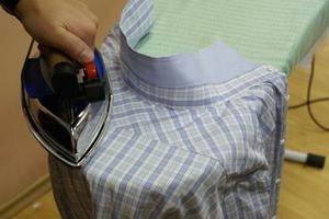 как правильно гладить мужские рубашки